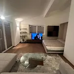 Leos アパート ビショフスホーフェン