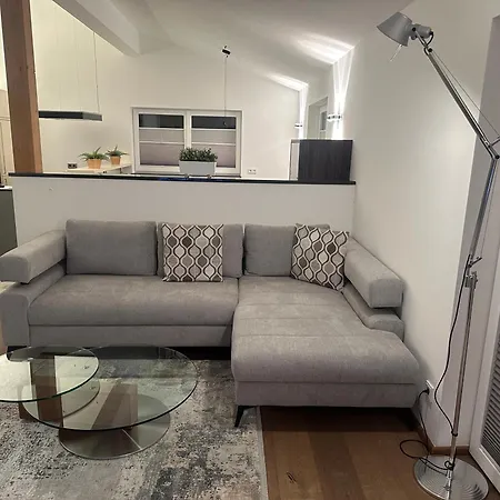 Leos Apartamento *