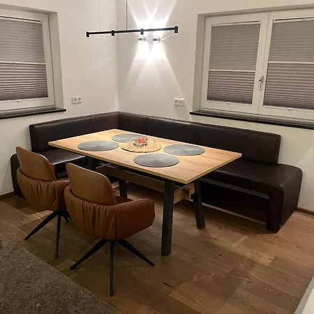 Apartment Leos